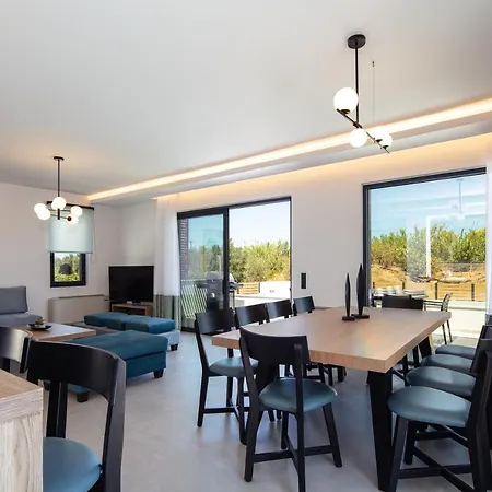 Villa Sunnyside Villas, Ideal For Vibrant Stays,by Thinkvilla *