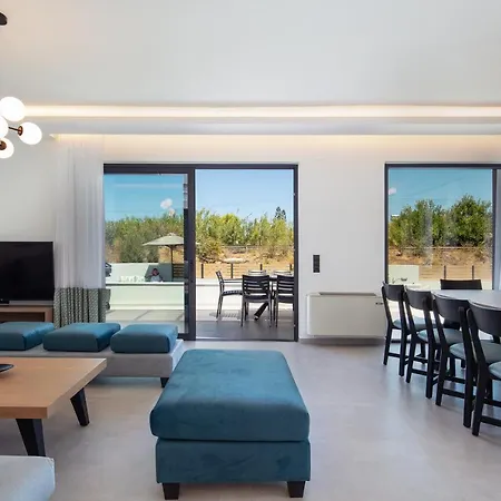 Sunnyside Villas, Ideal For Vibrant Stays,by Thinkvilla Pigianos Kampos (Crete)