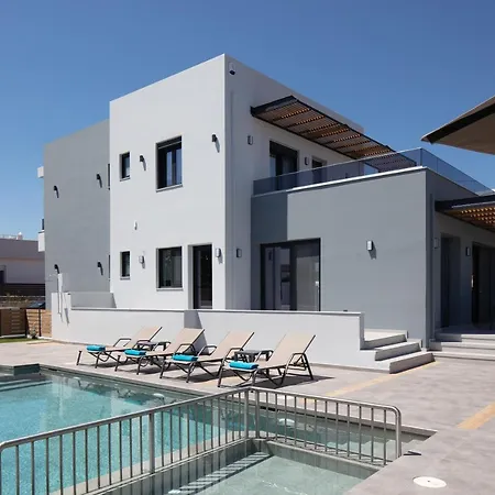 Sunnyside Villas, Ideal For Vibrant Stays,by Thinkvilla * Pigianos Kampos (Crete)