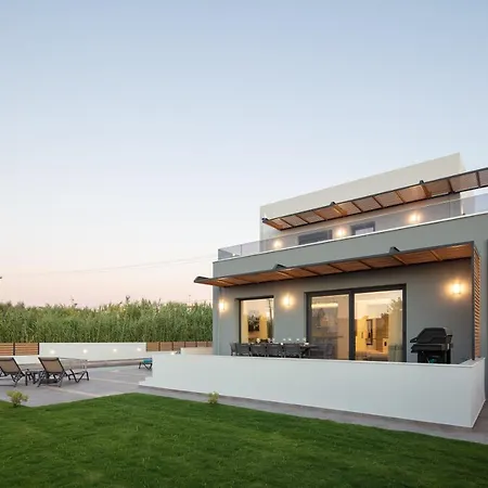 Sunnyside Villas, Ideal For Vibrant Stays,by Thinkvilla Villa *