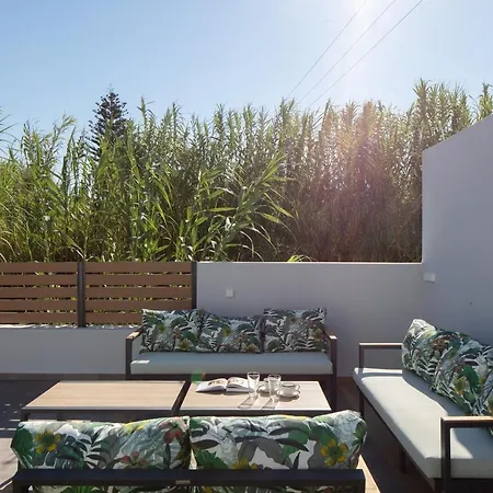 Sunnyside Villas, Ideal For Vibrant Stays,by Thinkvilla Villa